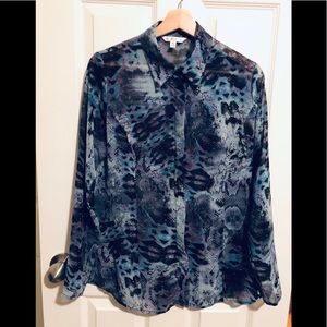 Beautiful CAbi polyester blouse
